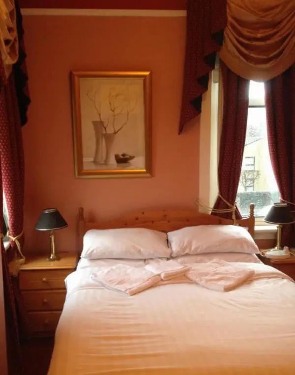 Twin Lions Hotel 7